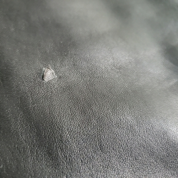 Icone | Straight-leg Leather Pants - Picture 8 of 11